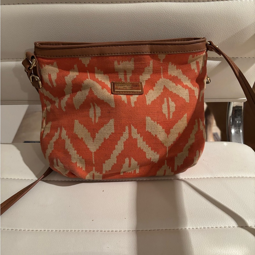 TOMMY HILFINGER Crossbody Small Purse - cream‎ And coral